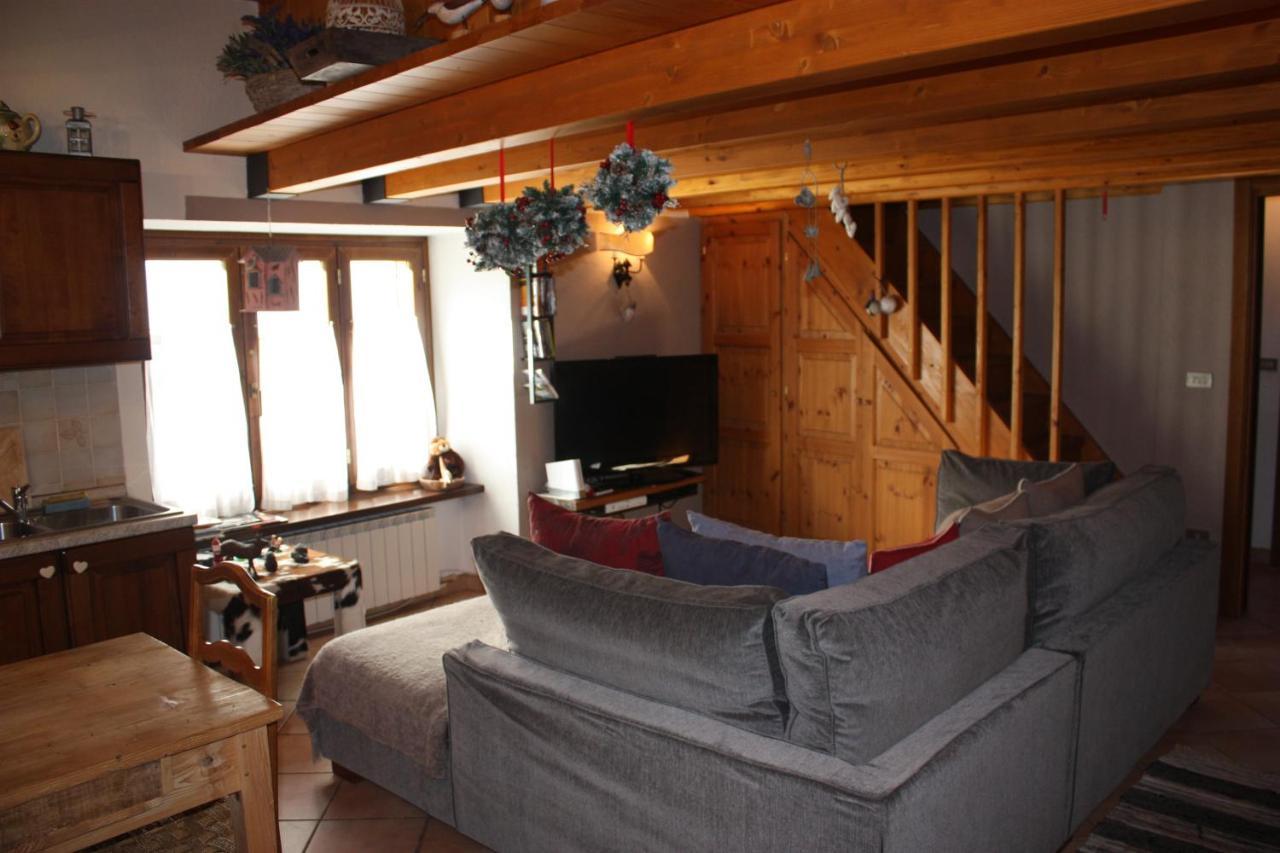 Appartamenti Vista Monte Bianco Courmayeur-Entreves Dış mekan fotoğraf