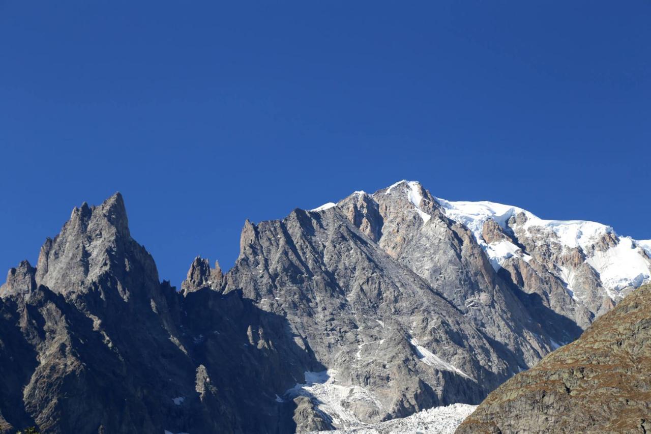 Appartamenti Vista Monte Bianco Courmayeur-Entreves Dış mekan fotoğraf
