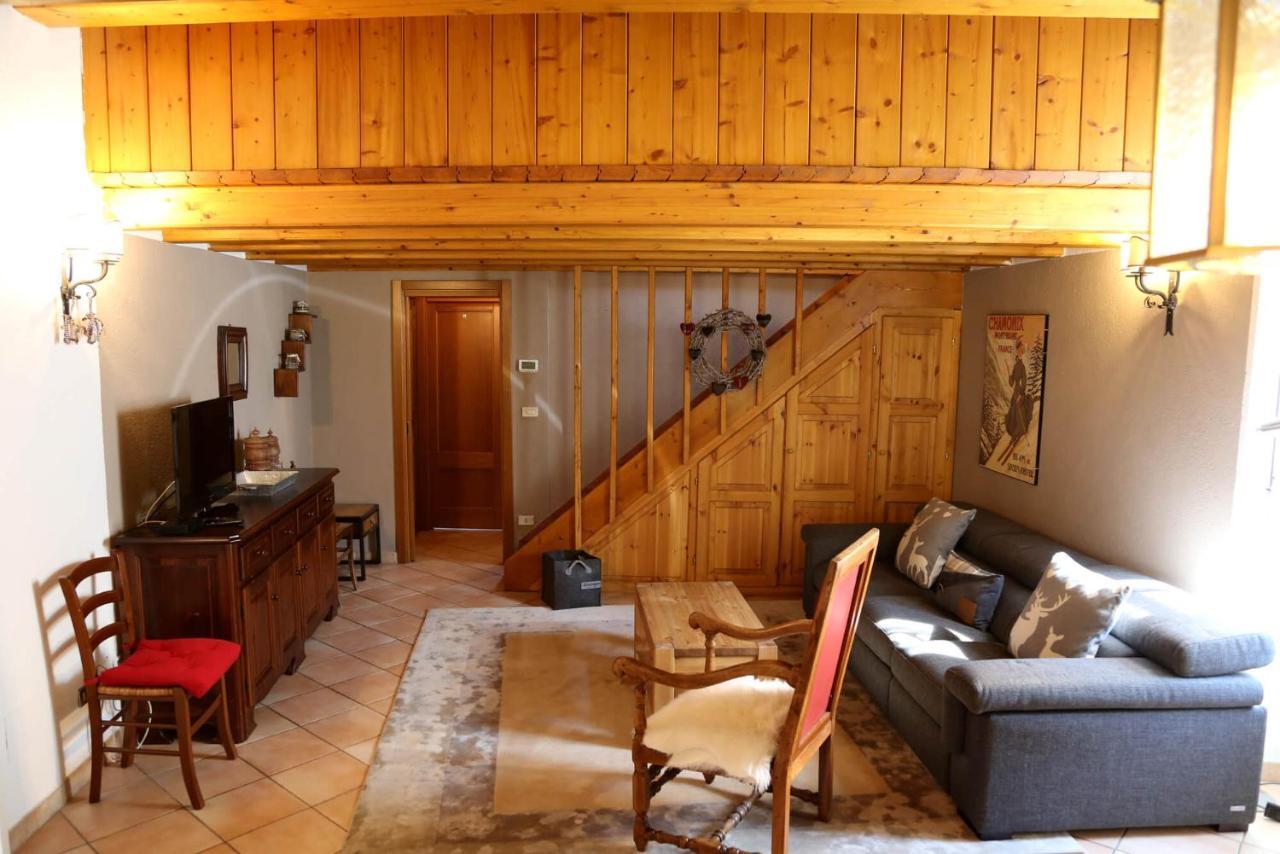 Appartamenti Vista Monte Bianco Courmayeur-Entreves Dış mekan fotoğraf