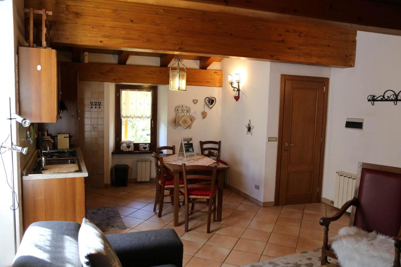 Appartamenti Vista Monte Bianco Courmayeur-Entreves Dış mekan fotoğraf
